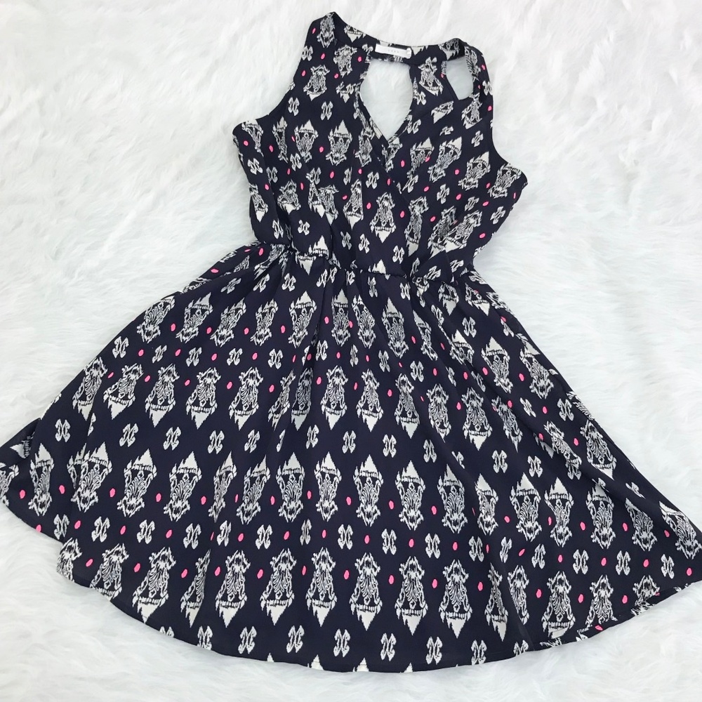 LUSH v-neck wrap dress